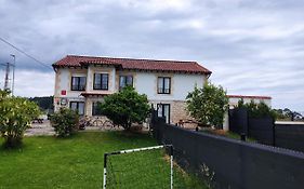 Casa Carmina y Nando, cerca Santander y Cabarceno